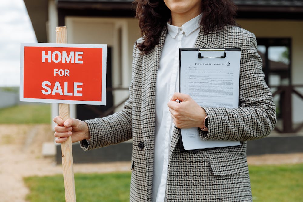 The Top 10 Home Selling Questions to Ask Your Real Estate Agent