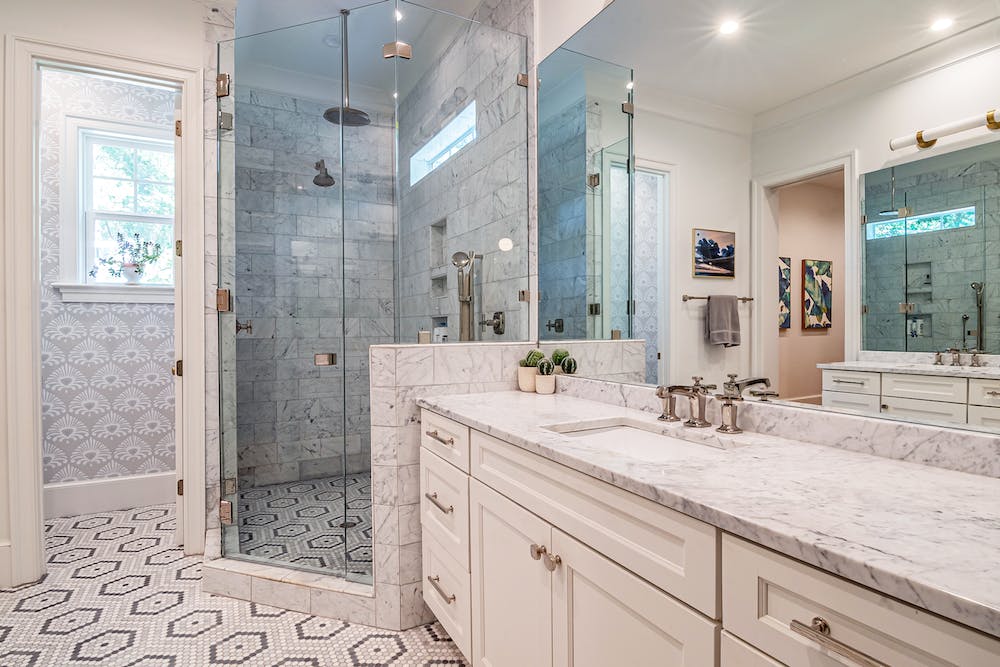 7 Home Improvement Ideas for a More Luxurious Bathroom