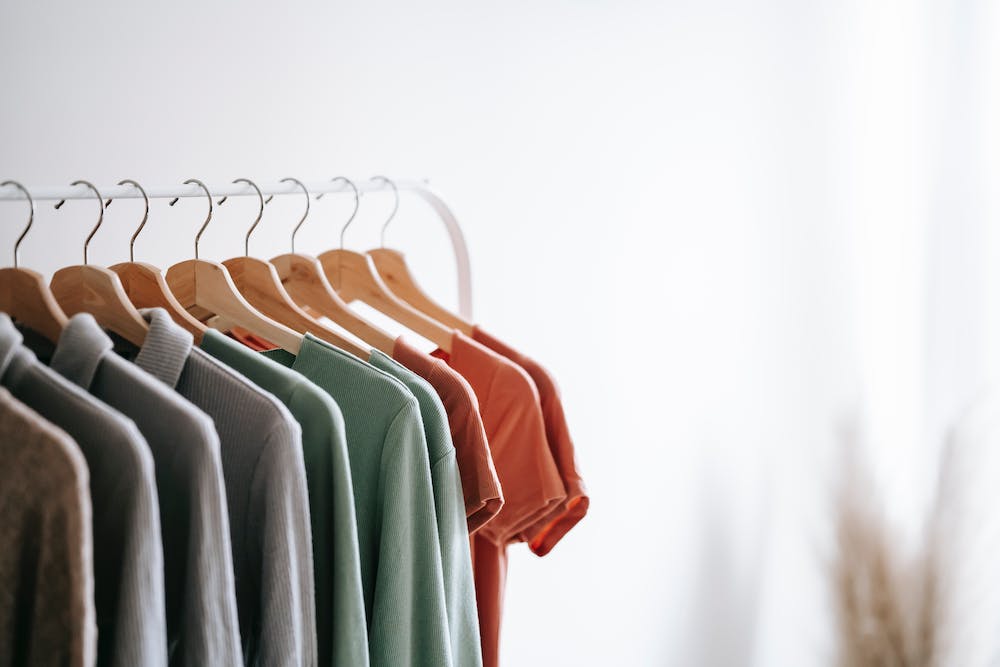 5 Simple Tips for Organizing Your Closet
